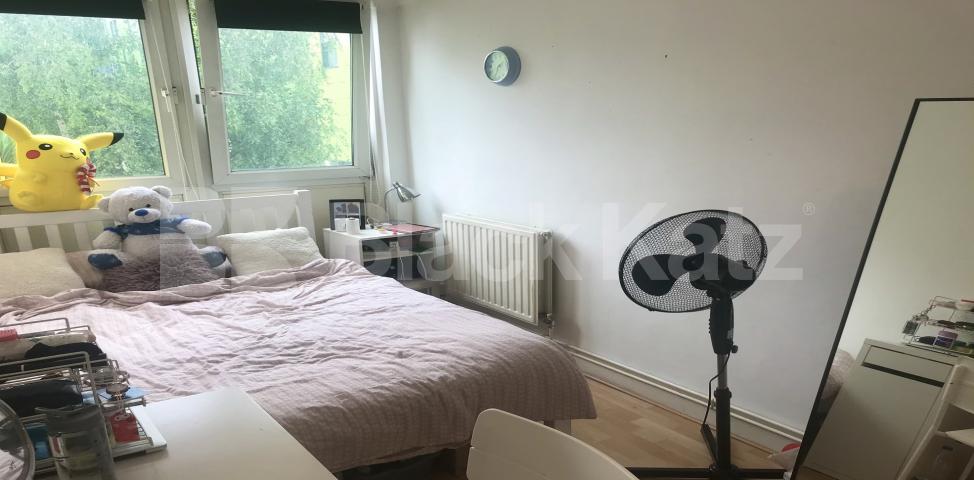 			NEW INSTRUCTION , 4 Bedroom, 1 bath, 1 reception Apartment			 Falmouth Road, London Bridge/Borough