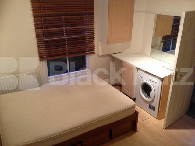 			NEW INSTRUCTION, 1 Bedroom, 1 bath, 1 reception Flat			 Richmond Way, Shepherds Bush/Brook Green