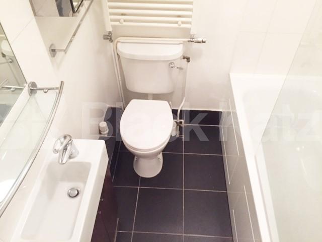 			BRIGHT AND AIRY ONE BEDROOM APARTMENT, 1 Bedroom, 1 bath, 1 reception Flat			 Crouch Hill, FINSBURY PARK-STROUD GREEN