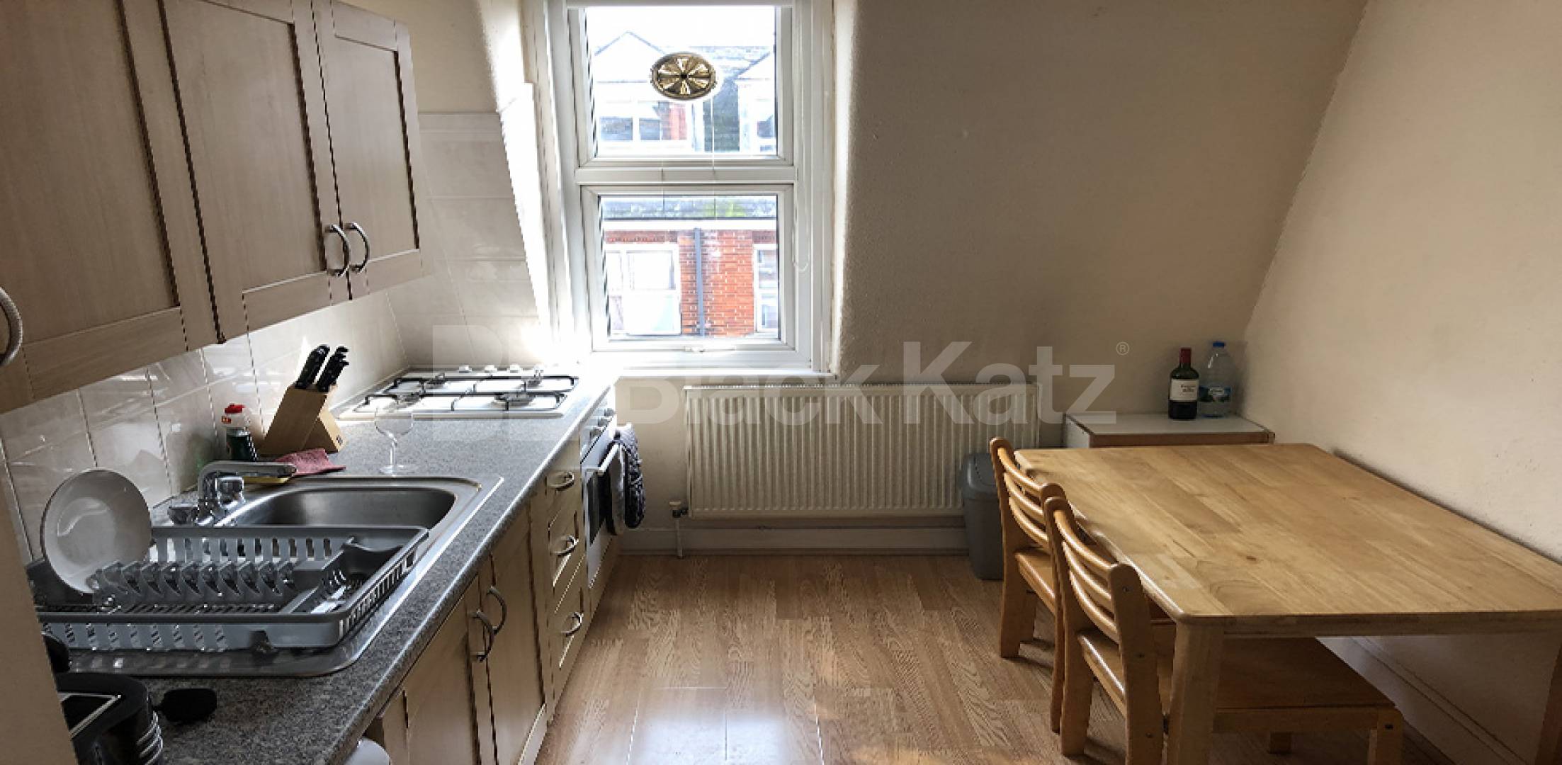 			Spacious 1 bedroom flat, 1 Bedroom, 1 bath, 1 reception Apartment			 Grand Parade, Green Lanes, Harringay