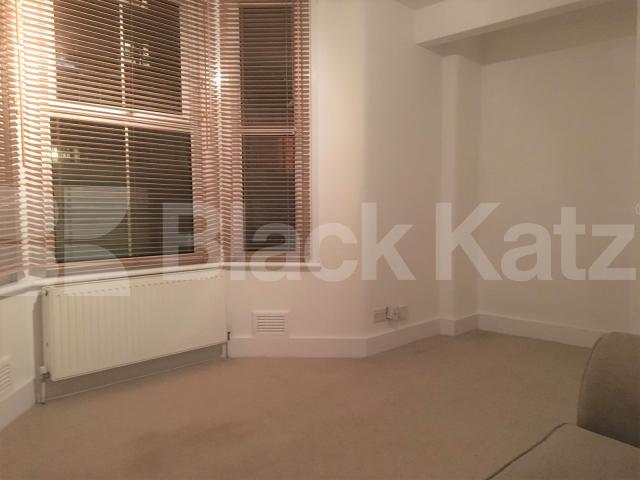 			GREAT 1 BEDROOM FLAT WITH PRIVATE PATIO GARDEN, 1 Bedroom, 1 bath, 1 reception Flat			 TEMPLE DWELLINGS-TEMPLE STREET, BETHNAL GREEN-HACKNEY-LONDON FIELDS