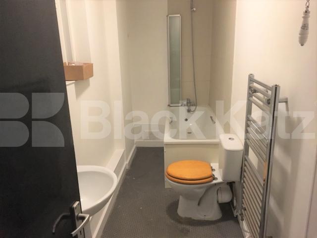 			GREAT 1 BEDROOM FLAT WITH PRIVATE PATIO GARDEN, 1 Bedroom, 1 bath, 1 reception Flat			 TEMPLE DWELLINGS-TEMPLE STREET, BETHNAL GREEN-HACKNEY-LONDON FIELDS