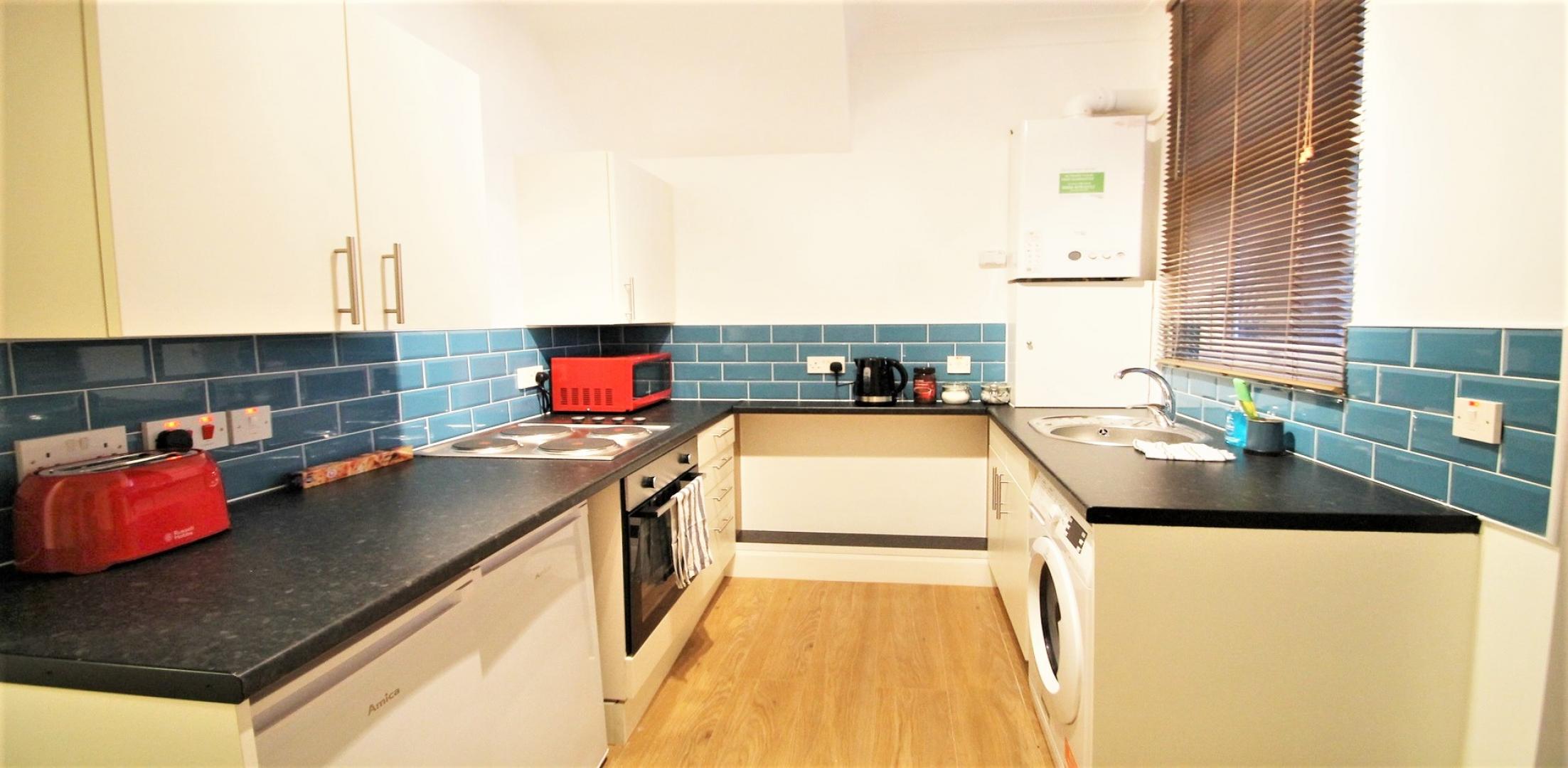 			NEW INSTRUCTION, 2 Bedroom, 1 bath, 1 reception Flat			 Harrow Road, KENSAL GREEN