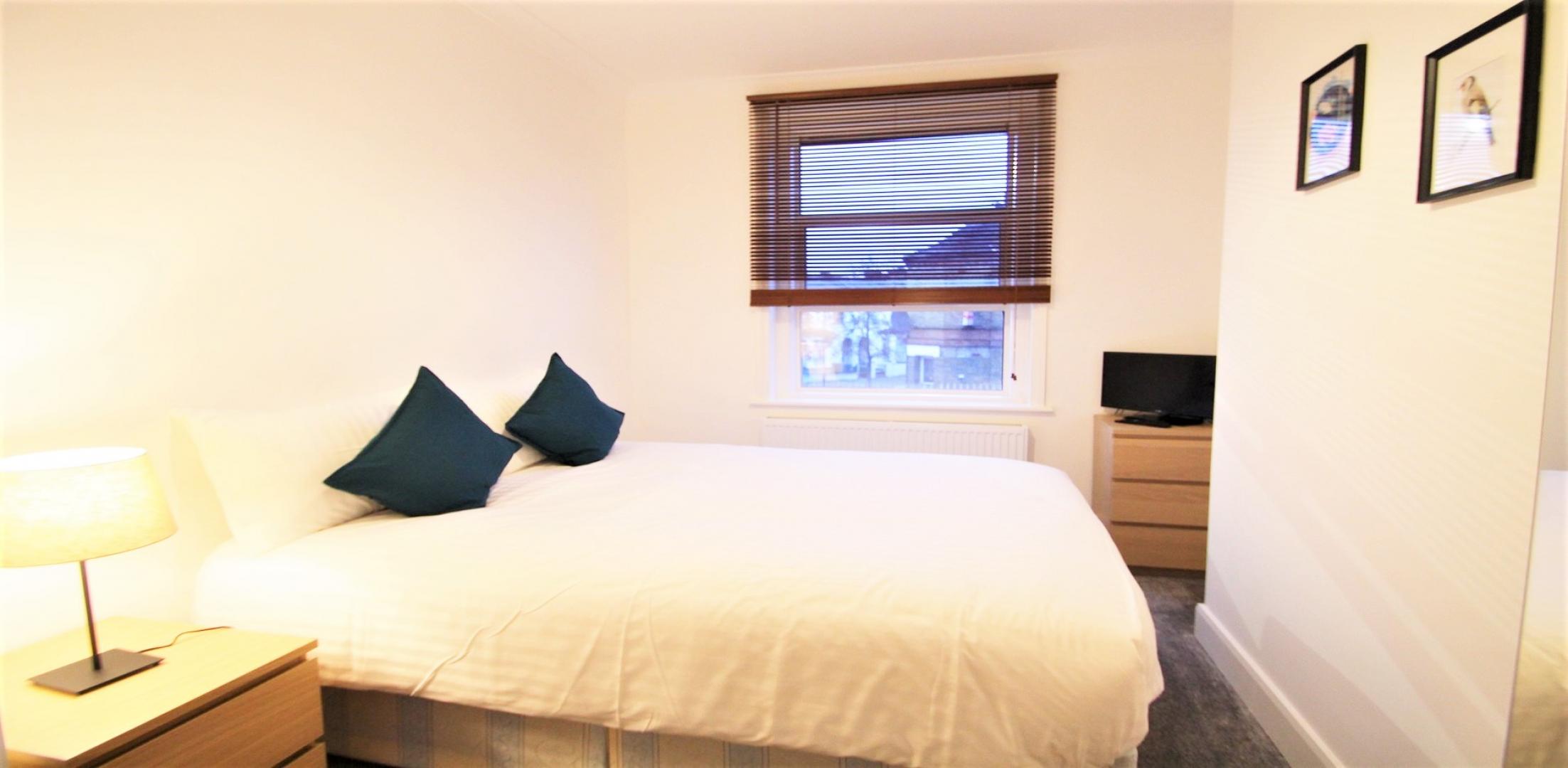 			NEW INSTRUCTION, 2 Bedroom, 1 bath, 1 reception Flat			 Harrow Road, KENSAL GREEN