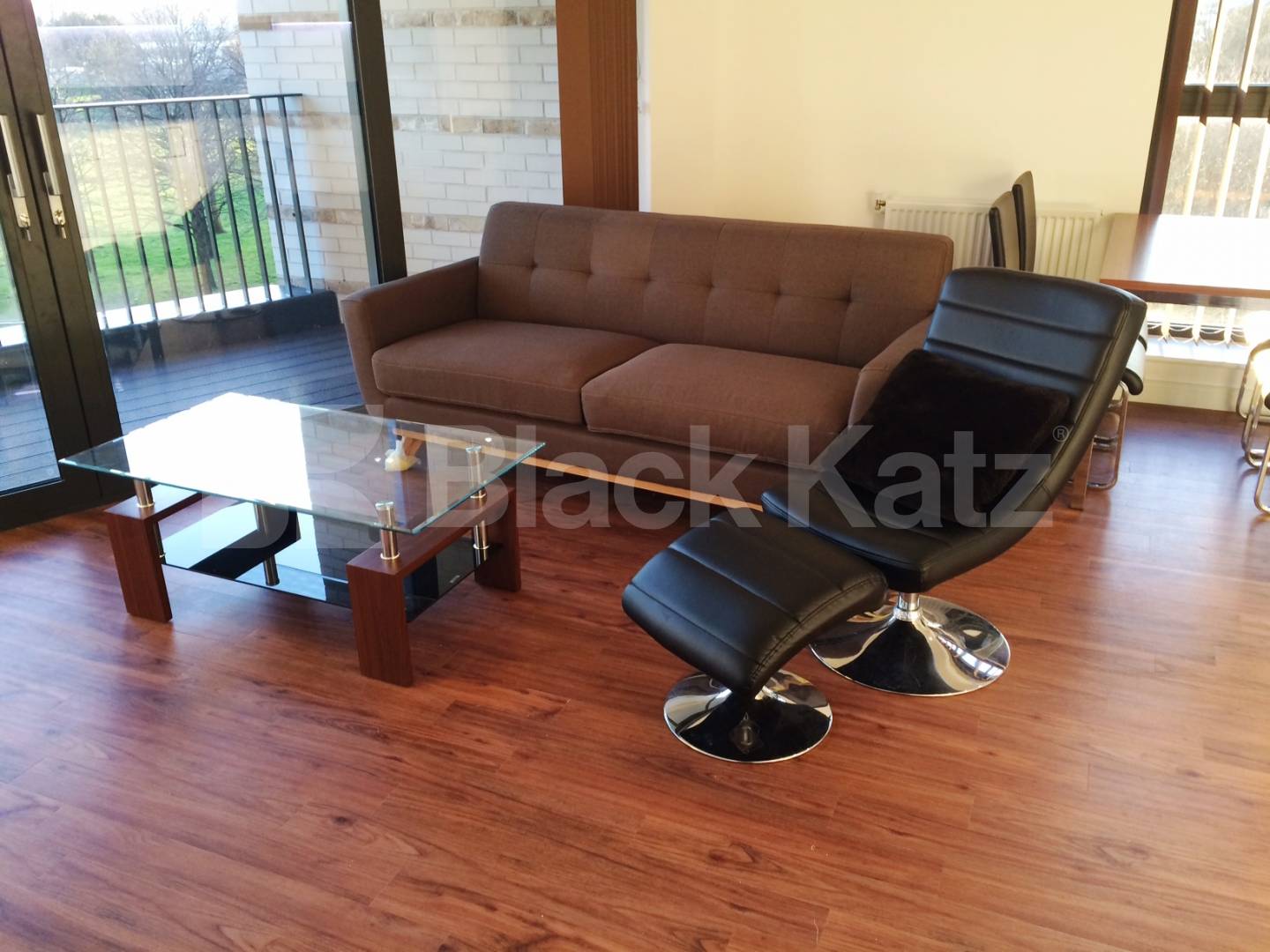 			NEW INSTRUCTION, 2 Bedroom, 1 bath, 1 reception Apartment			 King Fisher Heights, Bramwell Way, Royal Dock/ Pontoon Dock