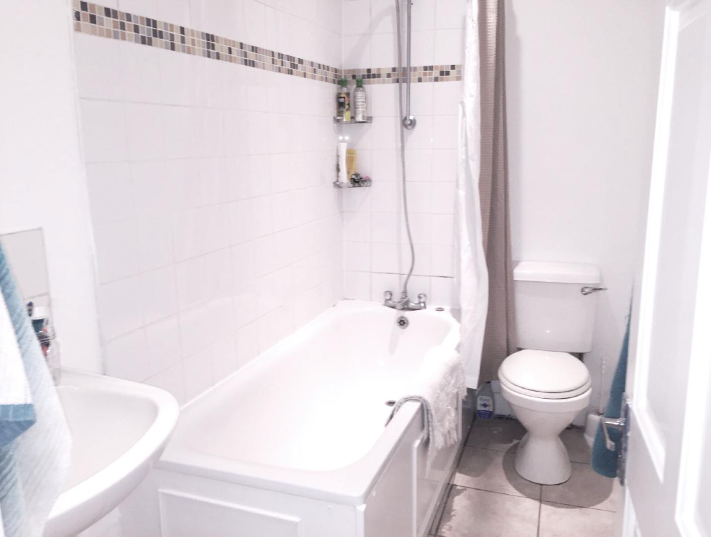 			Garden Flat, 2 Bedroom, 1 bath, 1 reception Flat			 Iverson Road, WEST HAMPSTEAD