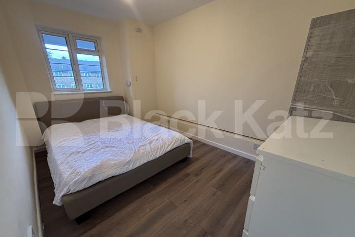 Newly refurbished apartment inclusive of gas, electric & water   Caton Mansions , Streatham Hill