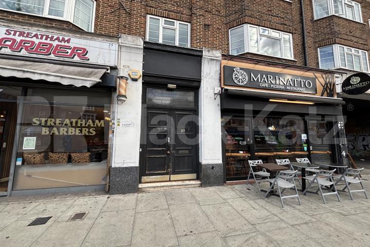 Newly refurbished apartment inclusive of gas, electric & water   Caton Mansions , Streatham Hill
