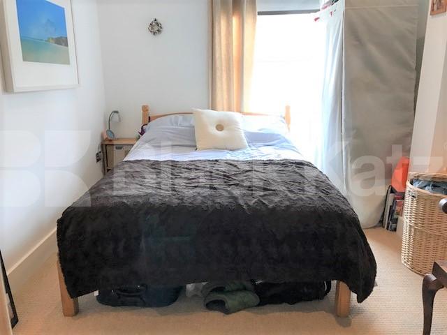 			MODERN 1 BEDROOM APARTMENT WITH A BALCONY , 1 Bedroom, 1 bath, 1 reception Flat			 Hamond Square , HOXTON-OLD STREET-SHOREDITCH 