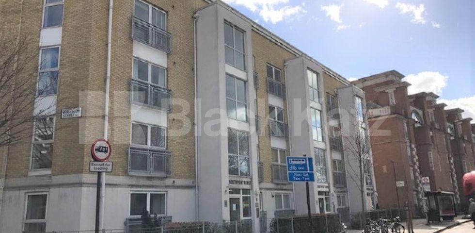 			STUNNING NEW BUILD APARTMENT ON ESSEX ROAD, 1 Bedroom, 1 bath, 1 reception Flat			 Essex Road, ISLINGTON-CANONBURY 