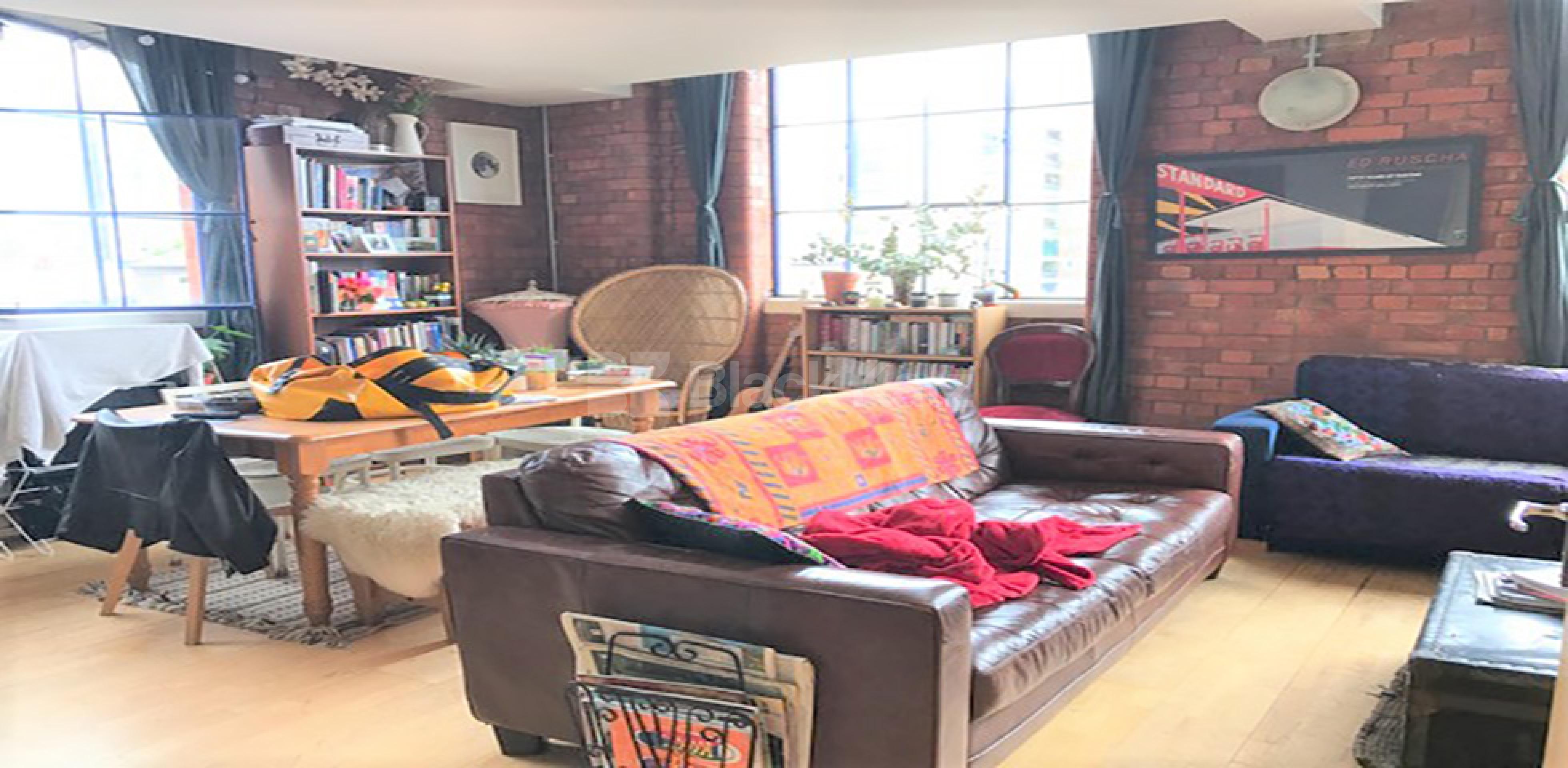 			WAREHOUSE CONVERSION, 2 Bedroom, 1 bath, 1 reception Flat			 Henshall Street N1, ISLINGTON-CANONBURY  N1