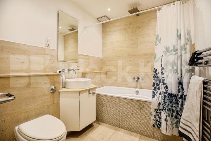 Warehouse style apartment moments from Borough High Street  Marshalsea Road, Borough