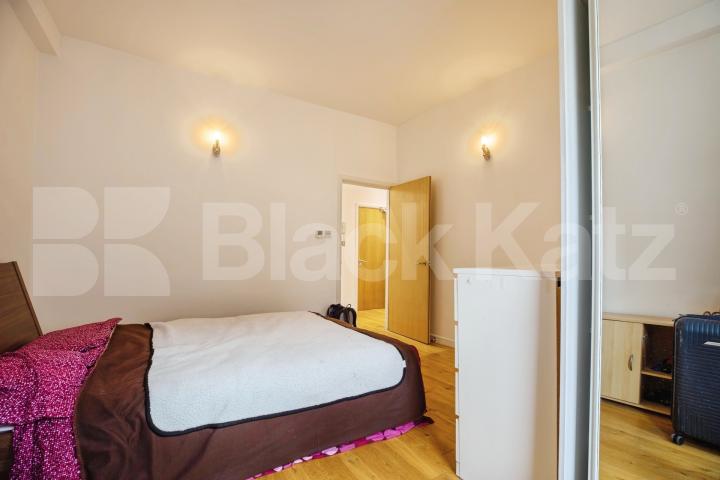 Warehouse style apartment moments from Borough High Street  Marshalsea Road, Borough