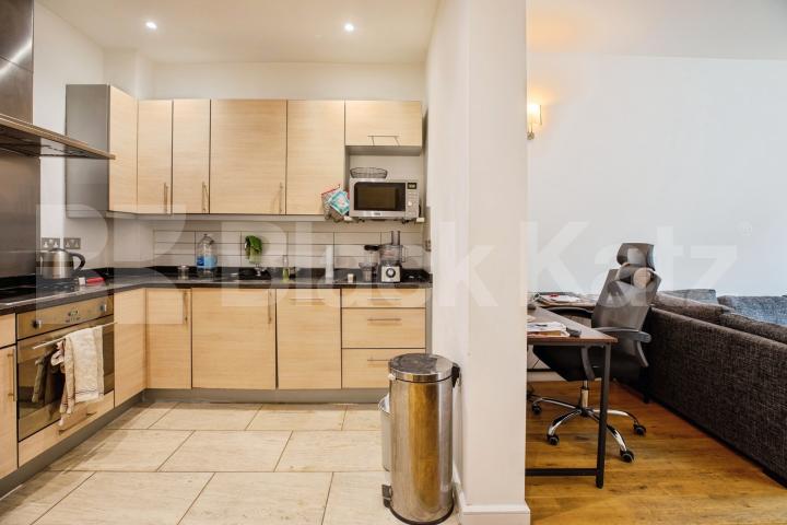 Warehouse style apartment moments from Borough High Street  Marshalsea Road, Borough