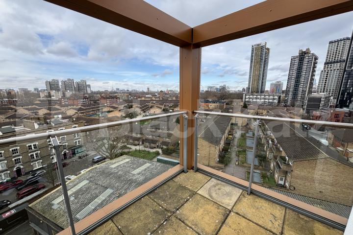 Flooded with natural light & 24 Hour Concierge  O Central Crampton Street, Elephant and Castle