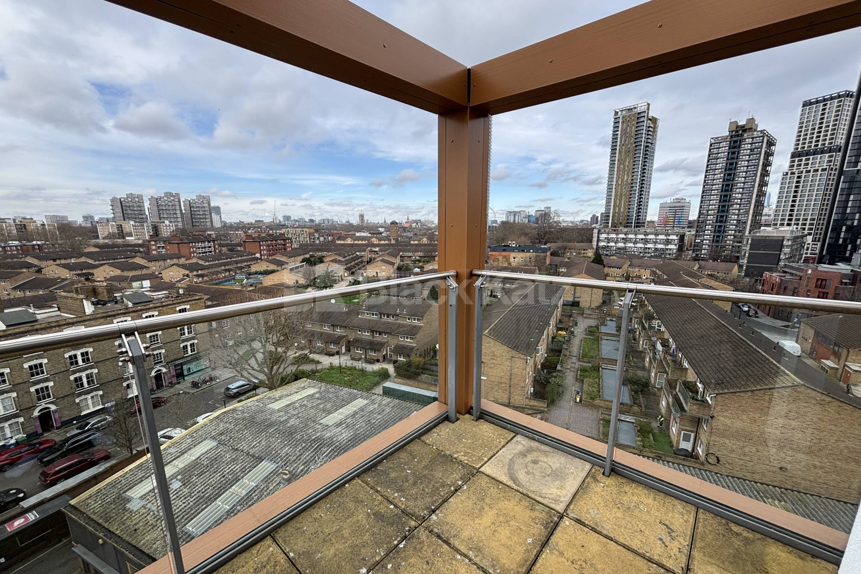 Flooded with natural light & 24 Hour Concierge  O Central Crampton Street, Elephant and Castle SE17