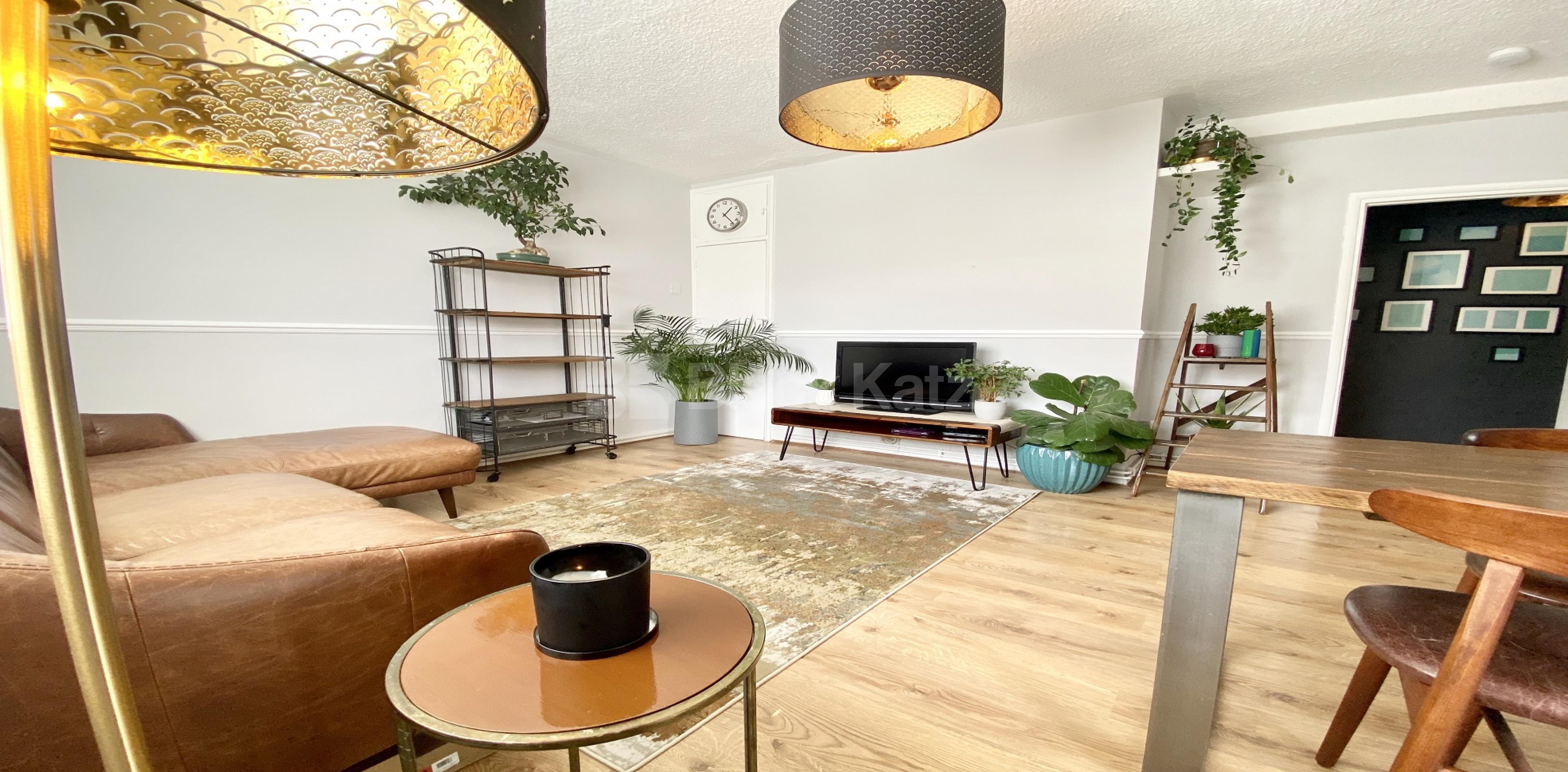 			LET , 2 Bedroom, 1 bath, 1 reception Apartment			 Enid Street, Bermondsey SE16