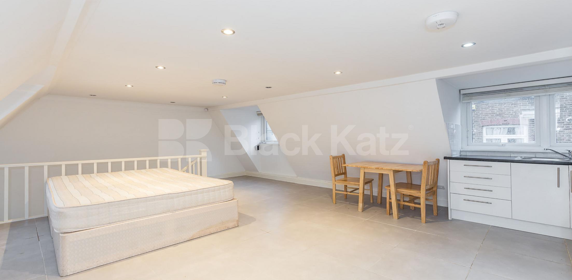 Gracefully tranquil Studio Apartment Flat in Fairfax Mews N8