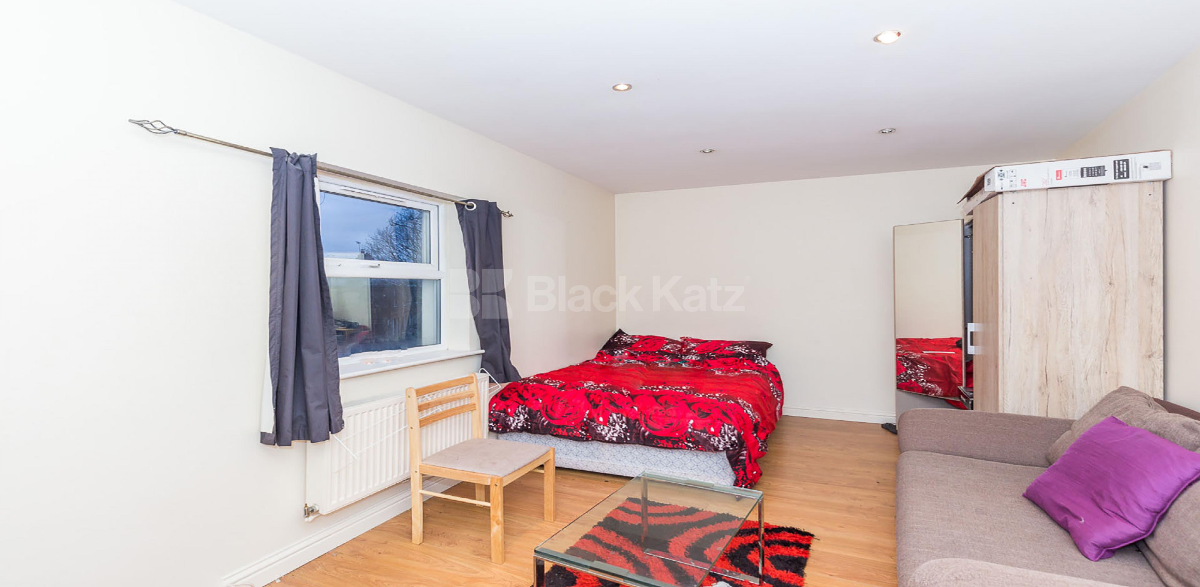 			Includes All Bills , Studio Apartment, 1 bath, 1 reception Studio			 Park Road, CROUCH END N8