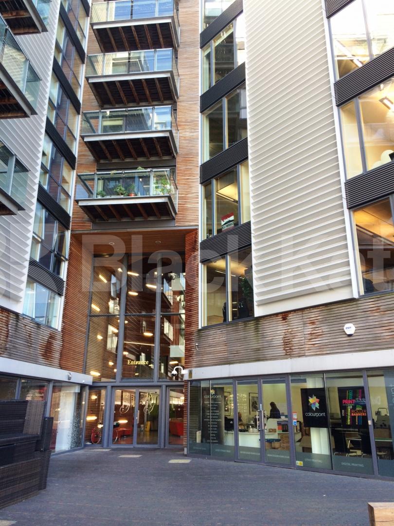 			UNDER OFFER , 2 Bedroom, 1 bath, 1 reception Apartment			 12 Bermondsey Square , London Bridge