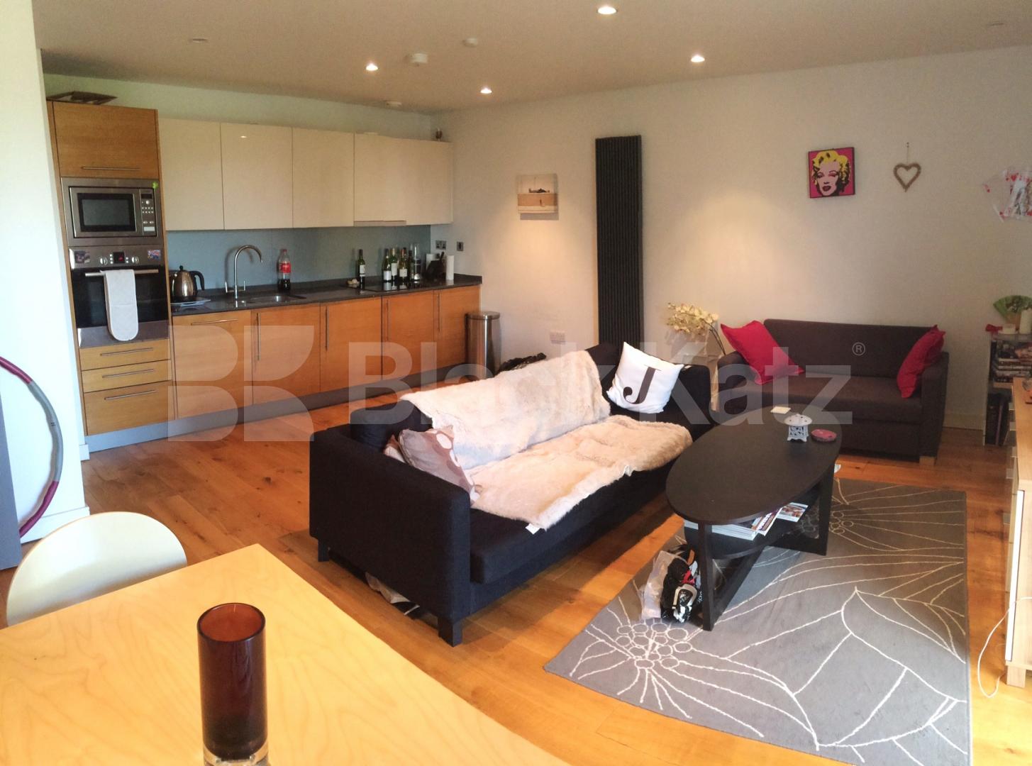 			UNDER OFFER , 2 Bedroom, 1 bath, 1 reception Apartment			 12 Bermondsey Square , London Bridge