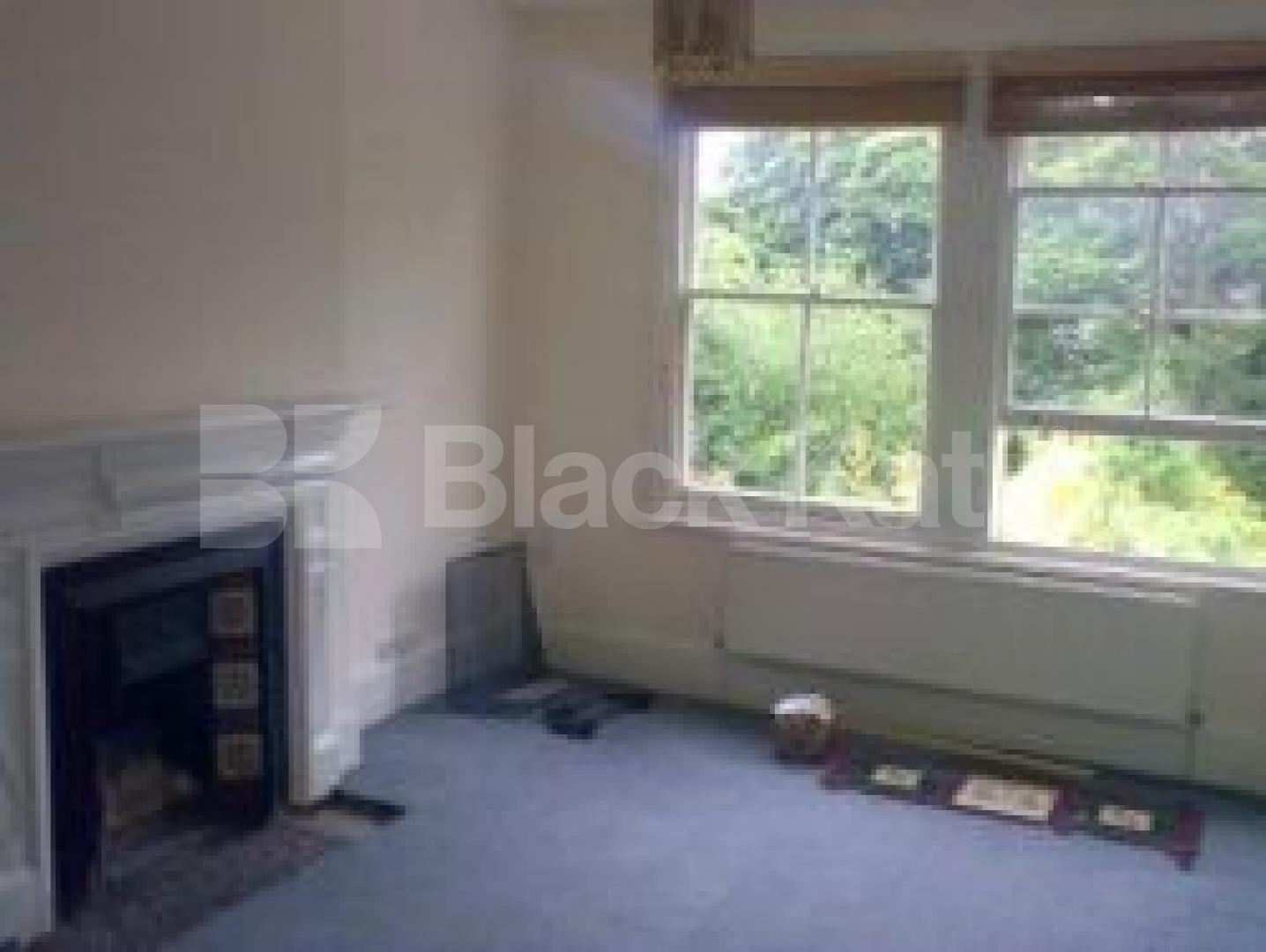			NEWLY INSTRUCTED, AVAILABLE NOW!, 2 Bedroom, 1 bath, 1 reception Flat			 Talbot Road, HIGHGATE N6