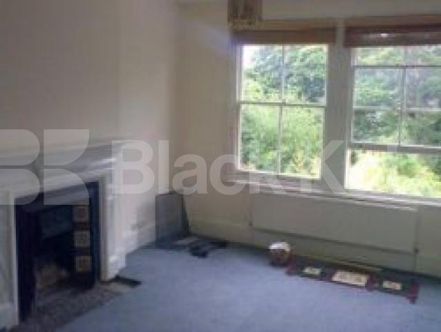 			NEWLY INSTRUCTED, AVAILABLE NOW!, 2 Bedroom, 1 bath, 1 reception Flat			 Talbot Road, HIGHGATE N6