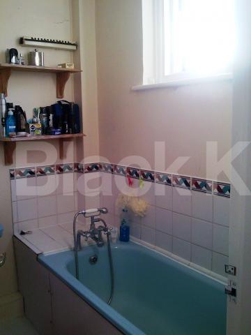 			2 Bedroom, 1 bath, 1 reception Flat			 Archway Road, HIGHGATE