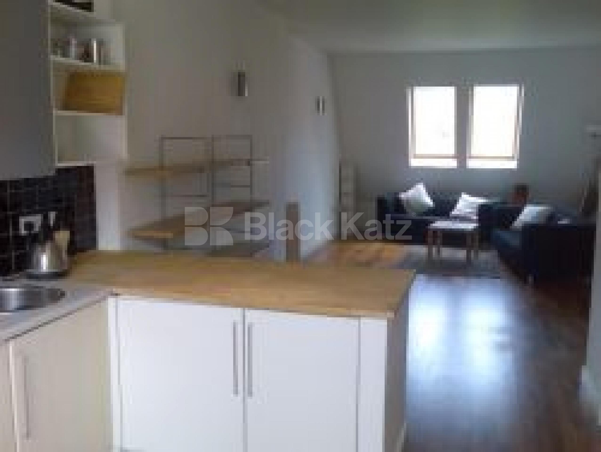 			2 Bedroom, 1 bath, 1 reception Flat			 Carysfort Road, STOKE NEWINGTON N16 N16