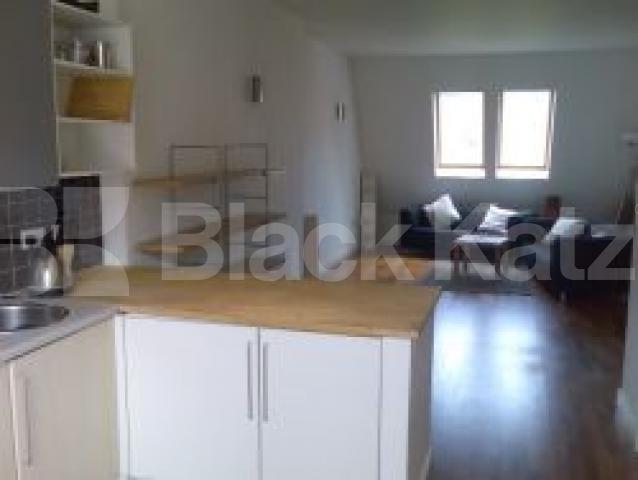 			2 Bedroom, 1 bath, 1 reception Flat			 Carysfort Road, STOKE NEWINGTON N16