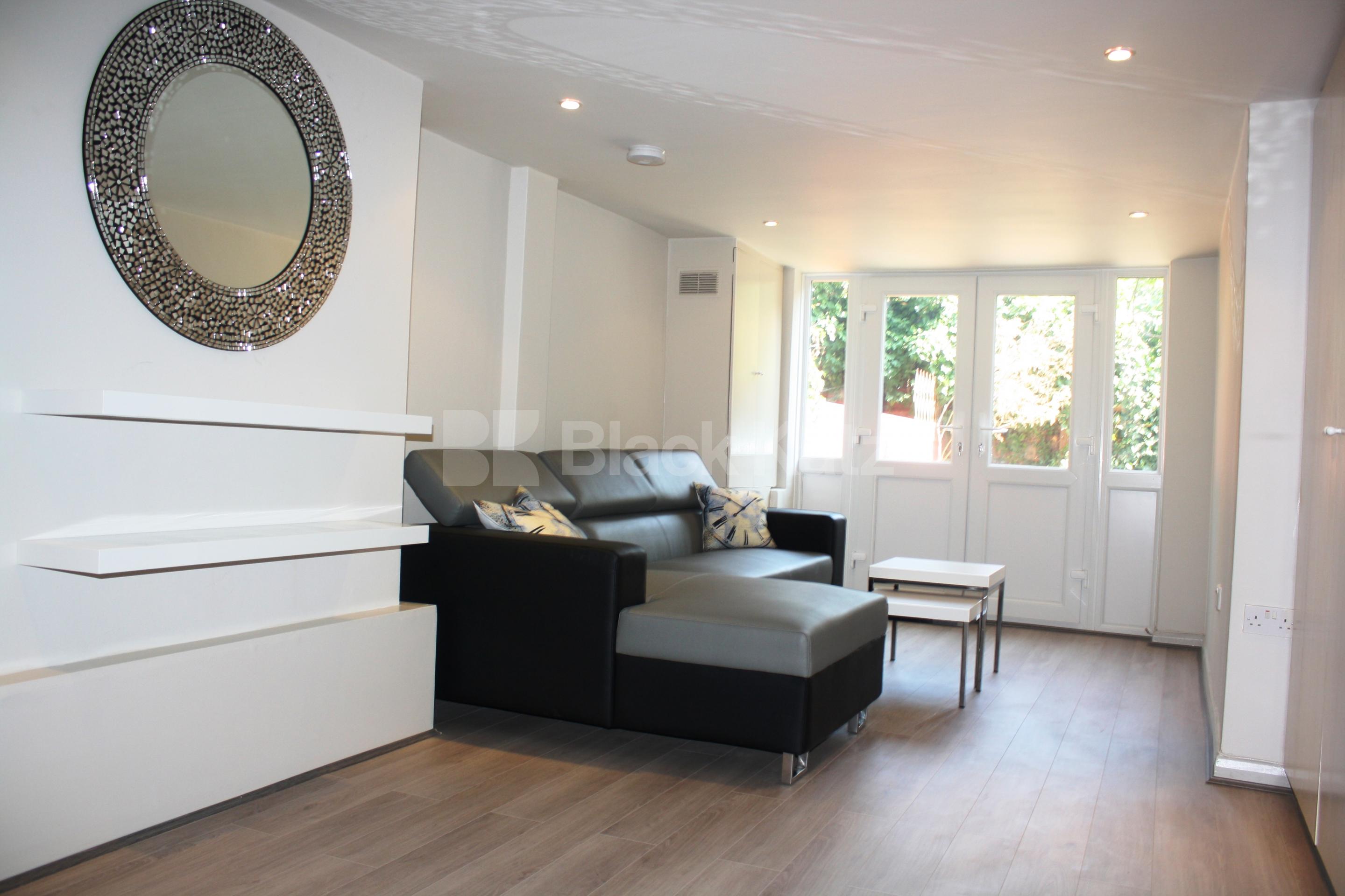 			NEW INSTRUCTION!, 2 Bedroom, 1 bath, 1 reception Flat			 Junction Road, ARCHWAY N19