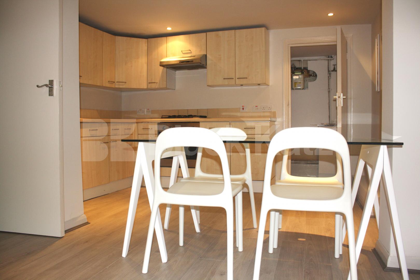 			NEW INSTRUCTION!, 2 Bedroom, 1 bath, 1 reception Flat			 Junction Road, ARCHWAY