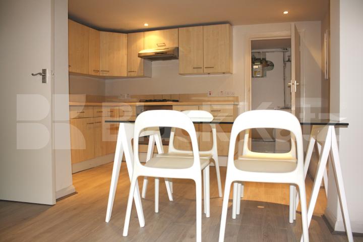 			NEW INSTRUCTION!, 2 Bedroom, 1 bath, 1 reception Flat			 Junction Road, ARCHWAY