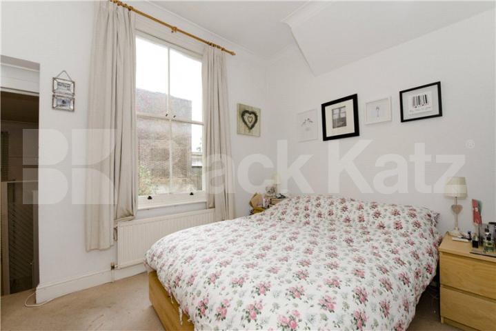 			NEW INSTRUCTION!, 1 Bedroom, 1 bath, 1 reception Flat			 Jackson Road, HOLLOWAY