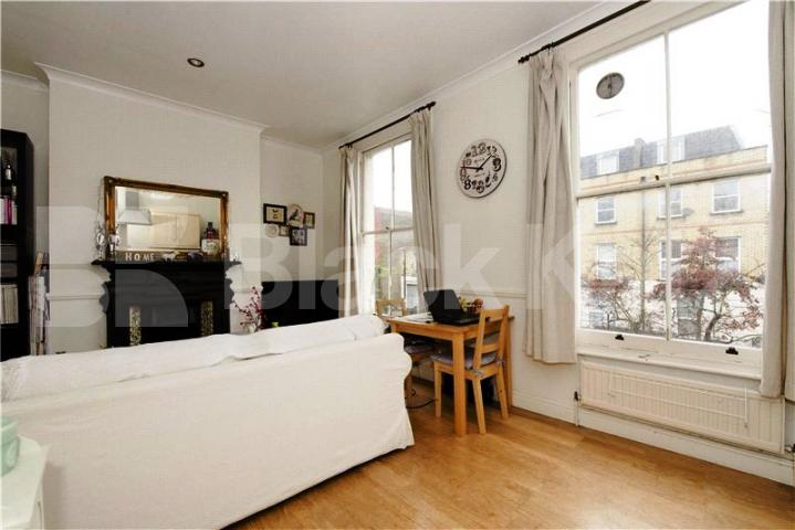 			NEW INSTRUCTION!, 1 Bedroom, 1 bath, 1 reception Flat			 Jackson Road, HOLLOWAY