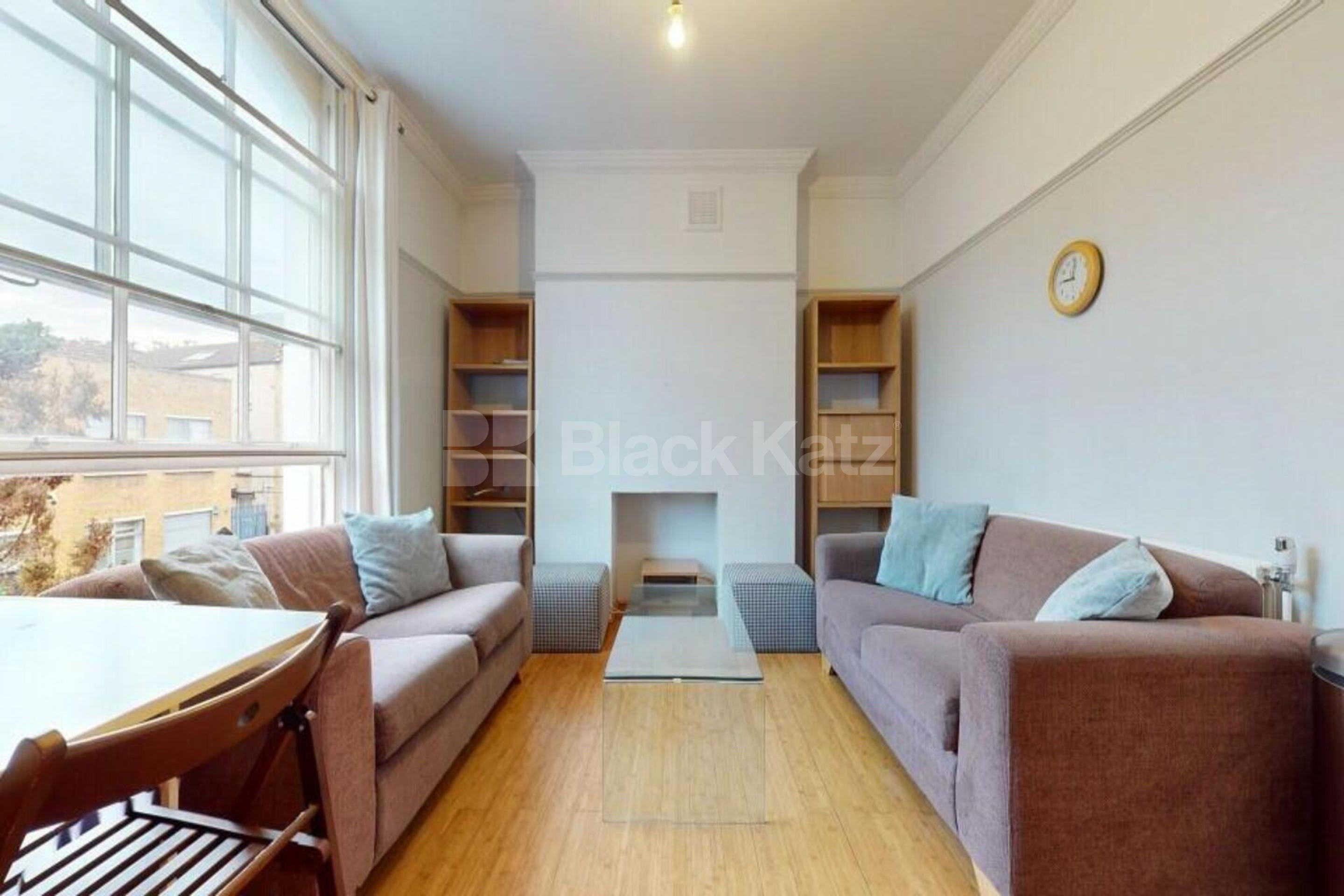 Stylish Split-Level 2-Bed Apartment with Two Baths on Kings Cross Road WC1X Kings Cross Road , Bloomsbury / Kings Cross wc1x