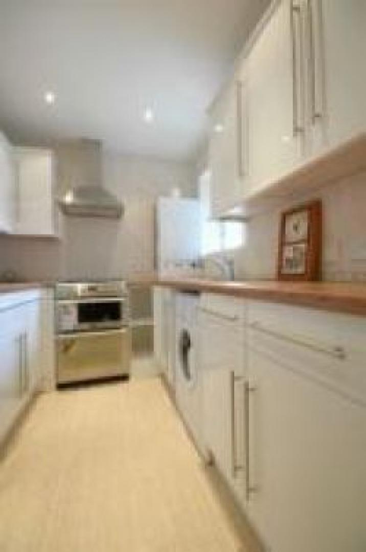 			NEW INSTRUCTION, 2 Bedroom, 1 bath, 1 reception Flat			 Lyndale, WEST HAMPSTEAD/CHILDS HILL NW2