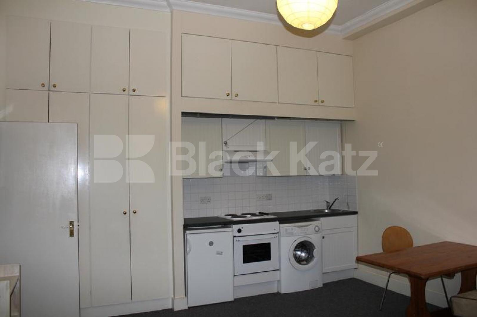 			NEW INSTRUCTION, 1 Bedroom, 1 bath, 1 reception Ground Floor Flat			 Hazlitt Road, Kensington Olympia