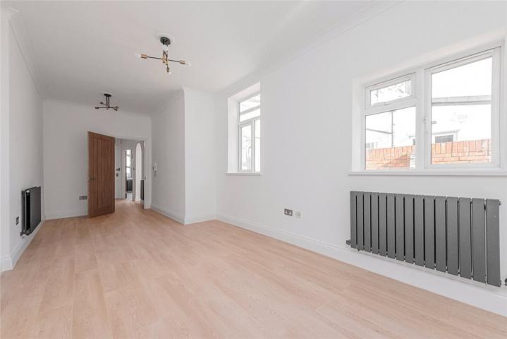 Stunning Apartment Chichele Road, Willesden Green