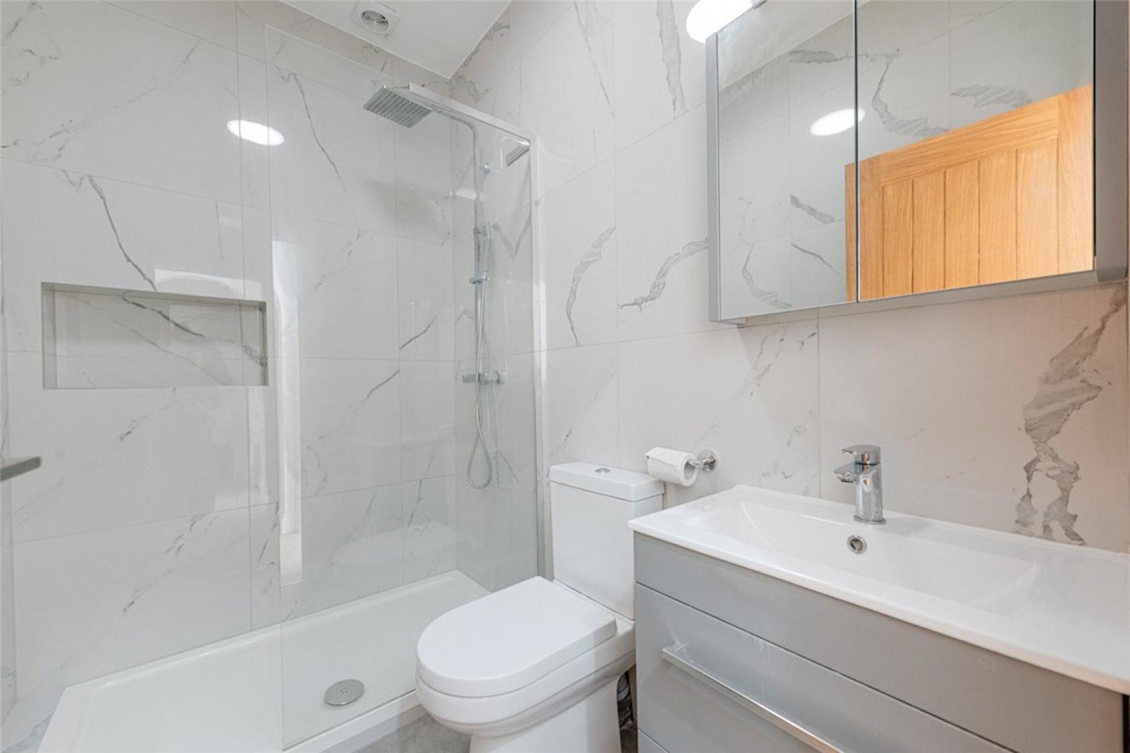Stunning Apartment Chichele Road, Willesden Green
