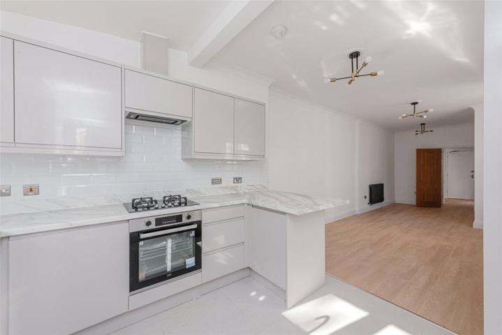 Stunning Apartment Chichele Road, Willesden Green