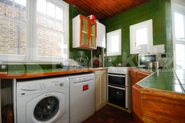 			NEW INSTRUCTION, 3 Bedroom, 1 bath, 1 reception Flat			 Fulham Palace Road, Hammersmith