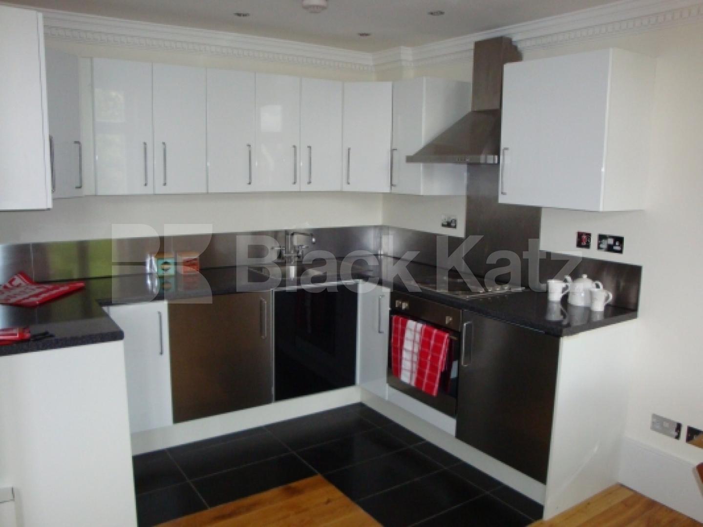 			NEW INSTRUCTION!, Studio Apartment, 1 bath, 1 reception Flat			 Fitzjohns Avenue, SWISS COTTAGE