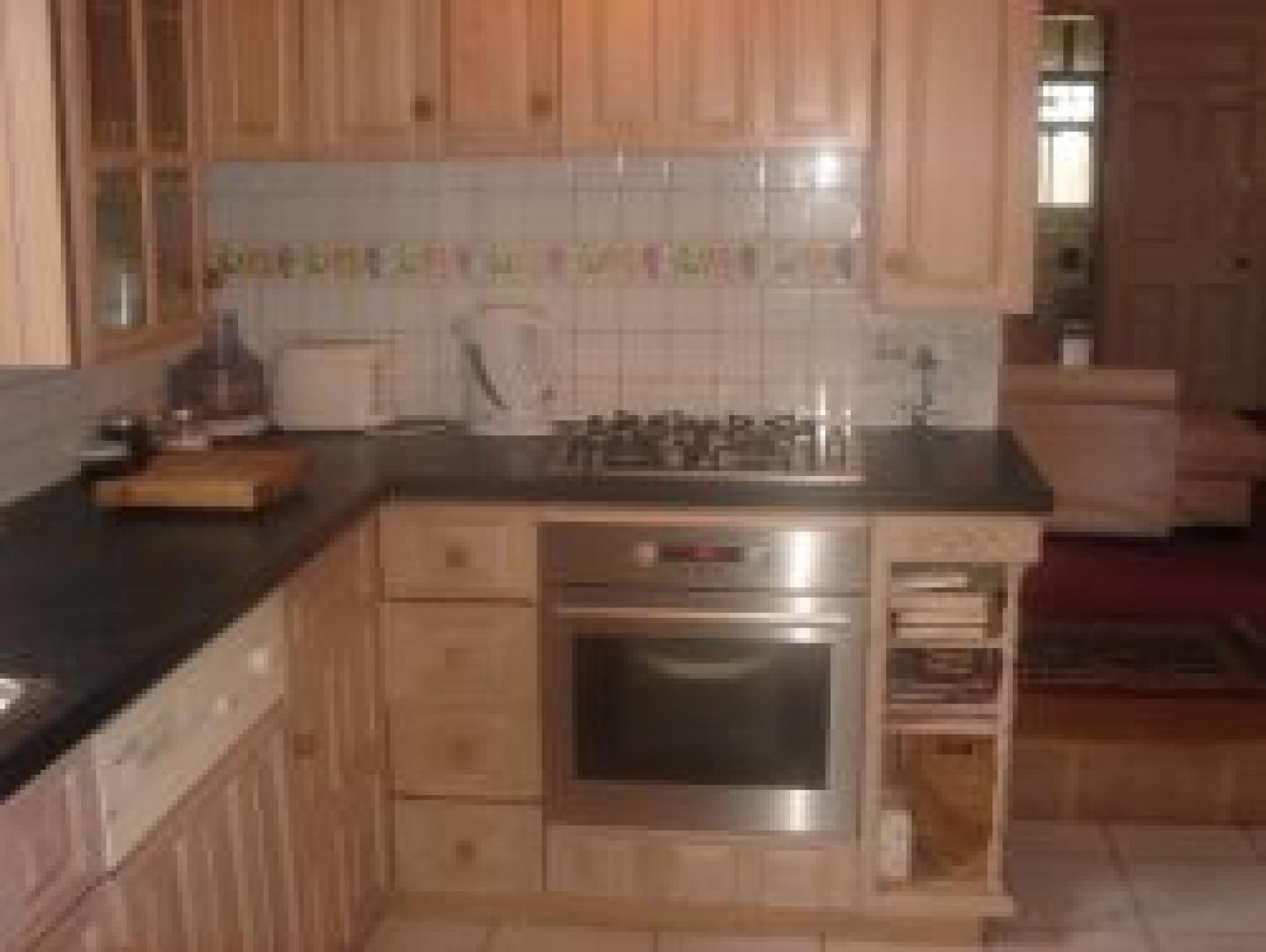 			2 Bedroom, 1 bath, 1 reception Flat			 Keyes Road, KILBURN/BRONDESBURY