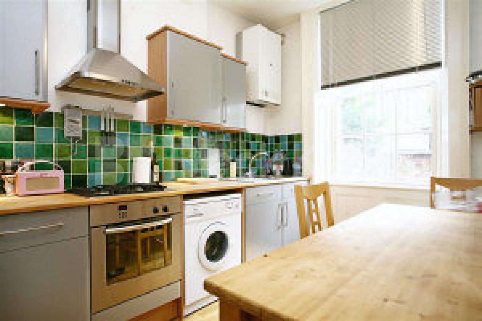 			New Instruction, 2 Bedroom, 1 bath, 1 reception Flat			 Calthorpe Street, KINGS CROSS-RUSSELL SQUARE