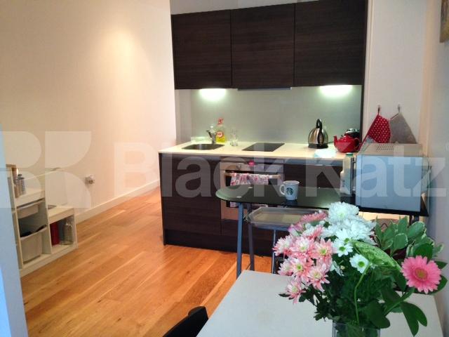 			1 Bedroom, 1 bath, 1 reception Ground Floor Maisonette			 O Central, Crampton Street, Elephant and Castle