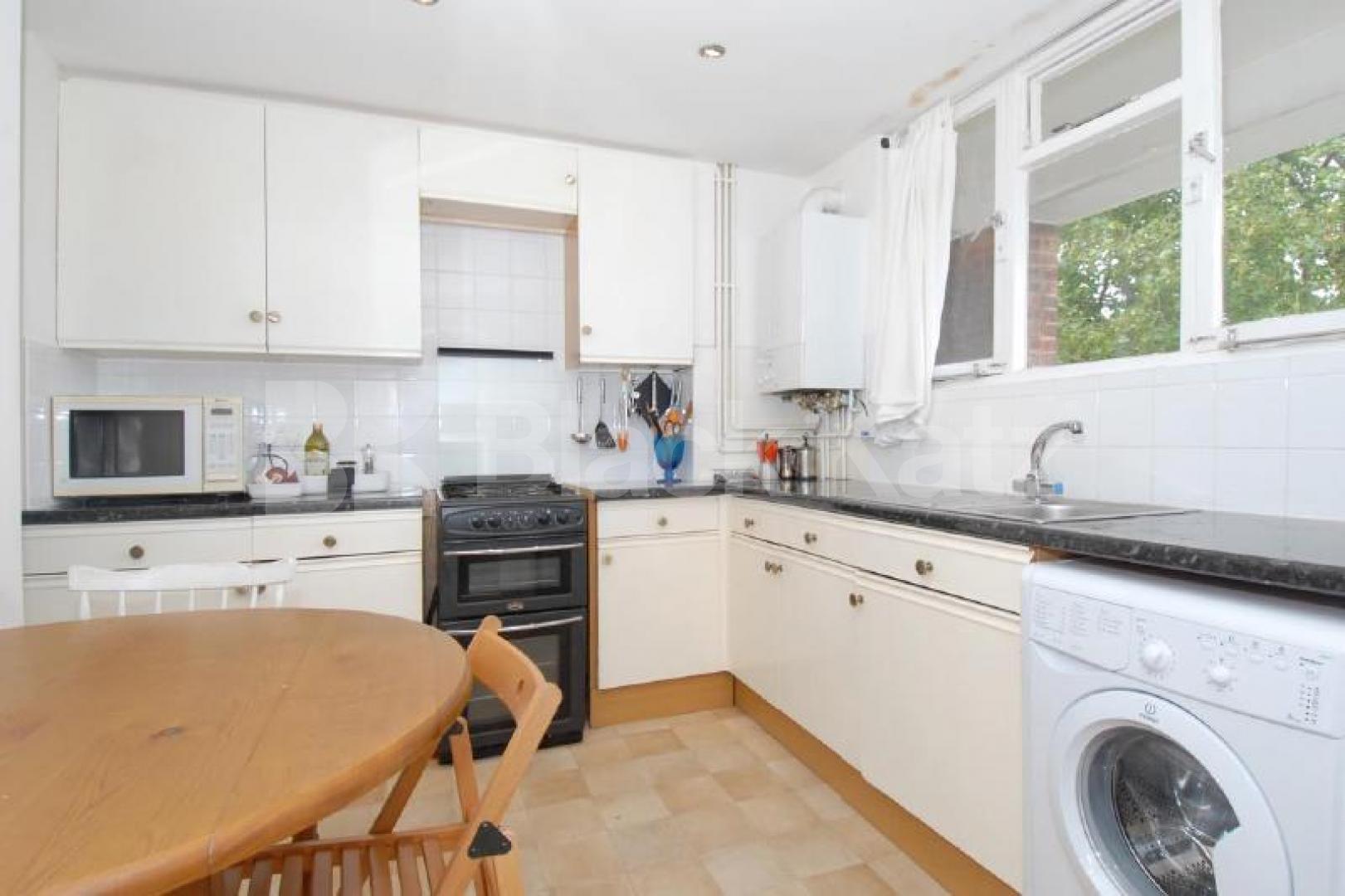 			3 Bedroom, 1 bath, 1 reception Apartment			 Oliver House, Wyvill Road , Vauxhall