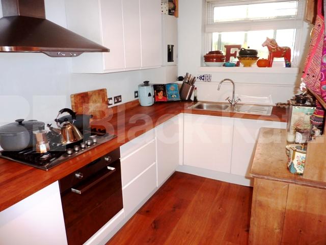 			NEW INSTRUCTION! GREAT LOCATION!!!, 2 Bedroom, 1 bath, 1 reception Flat			 Cromer Street , KINGS CROSS / RUSSELL SQ 