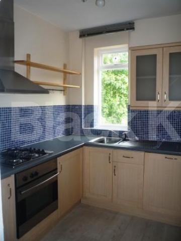 			3 Bedroom, 1 bath, 1 reception Flat			 Duke's Avenue, Muswell Hill