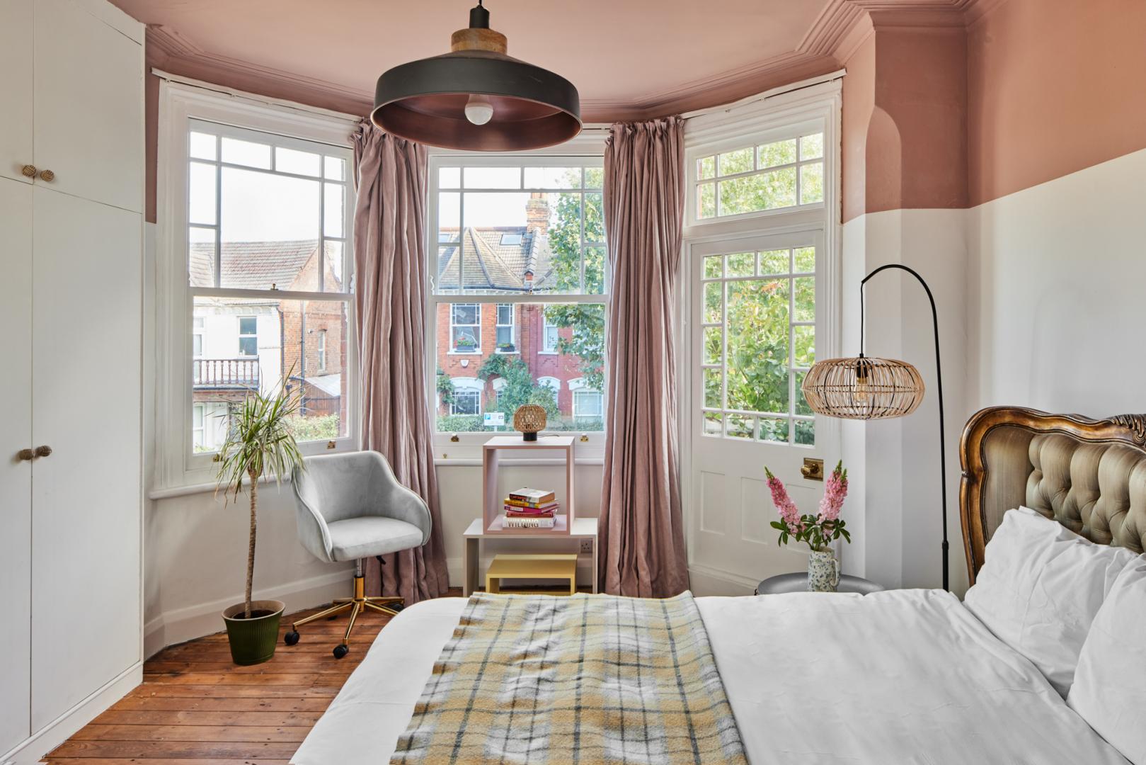 Stunning House Hamilton Road, Dollis Hill